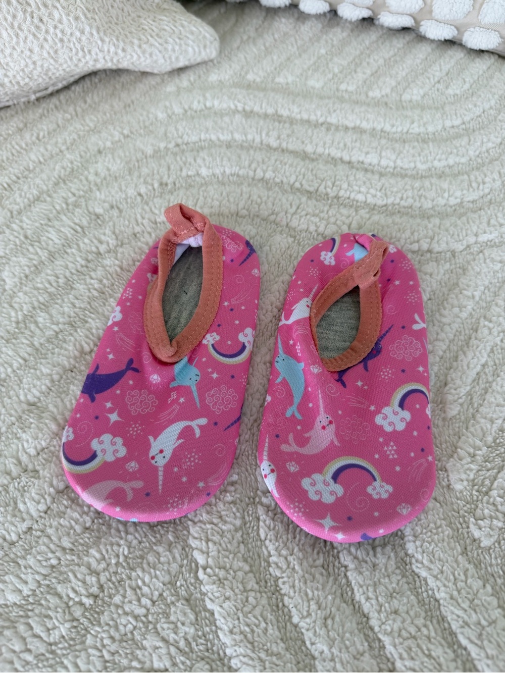 Baby beach slippers /water shoes 👞 - NEW - 6-9 months